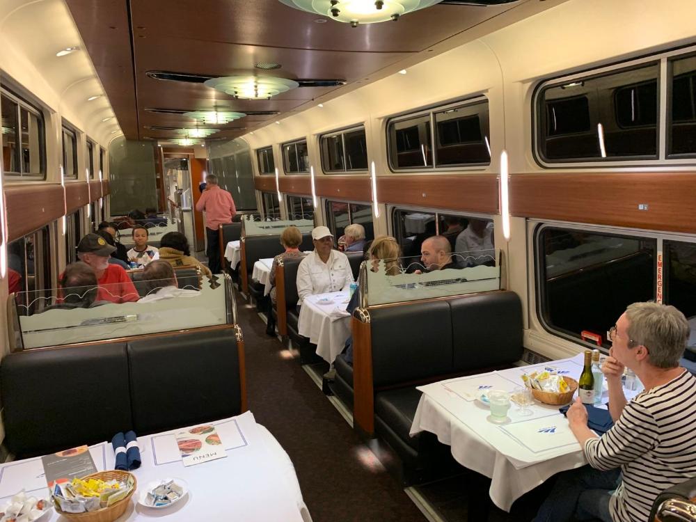 The end of an American tradition: The Amtrak dining car